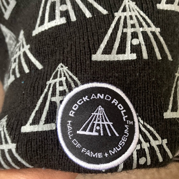 Rock and Roll hall of fame and museum beanie - Picture 5 of 9